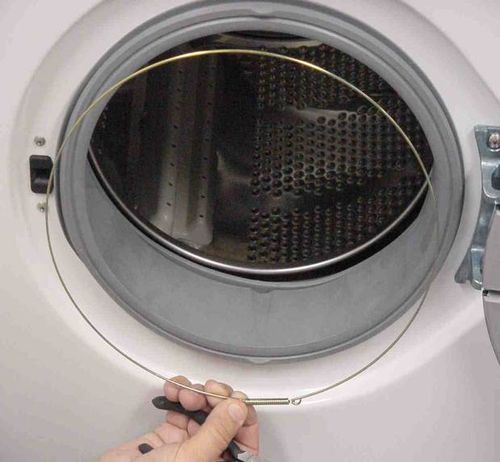 В стиральной машине порвалась резинка на барабане